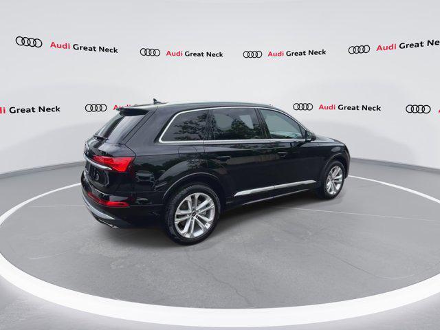 new 2025 Audi Q7 car, priced at $64,900