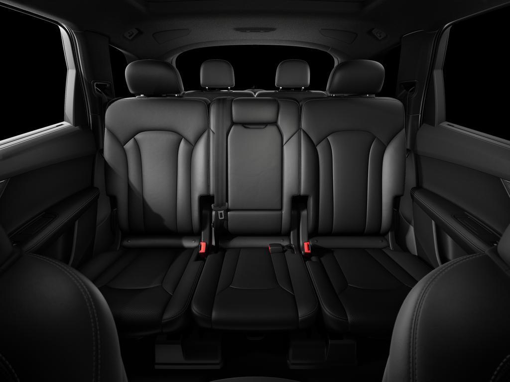 new 2026 Audi Q7 car, priced at $77,995