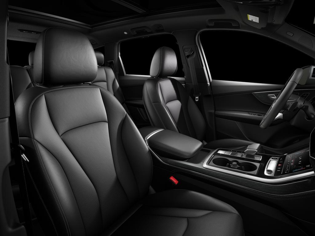 new 2025 Audi Q7 car, priced at $66,421