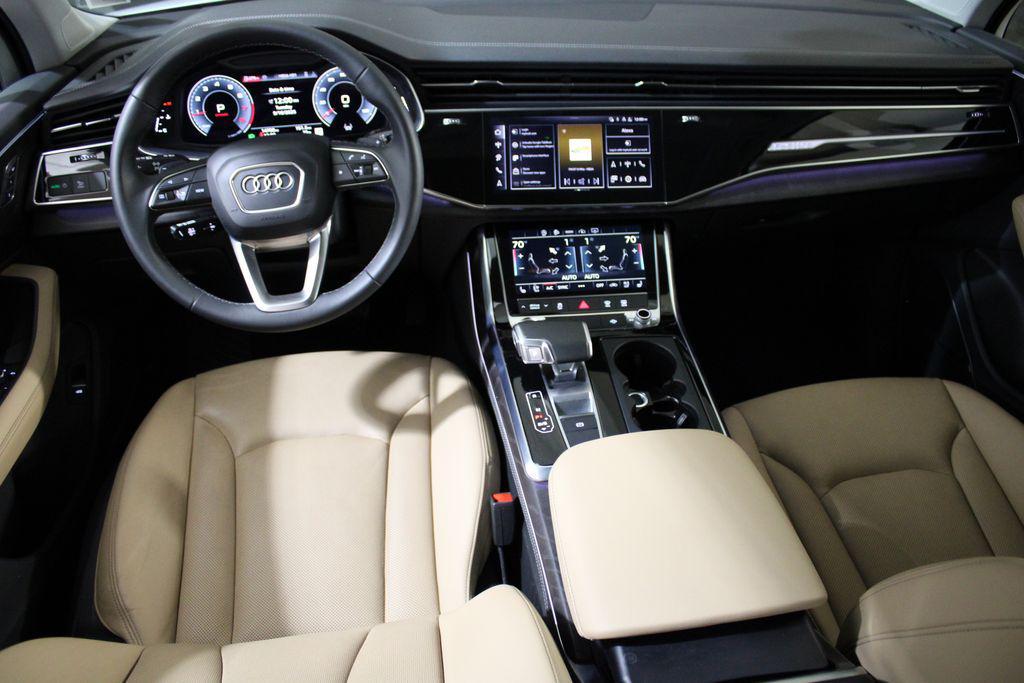 used 2025 Audi Q7 car, priced at $52,154