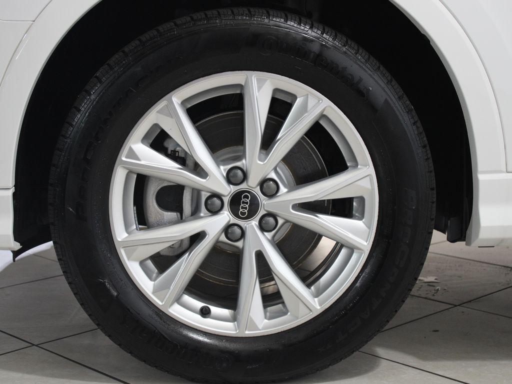 used 2024 Audi Q3 car, priced at $37,898
