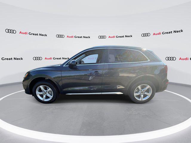 new 2024 Audi Q5 car, priced at $49,490