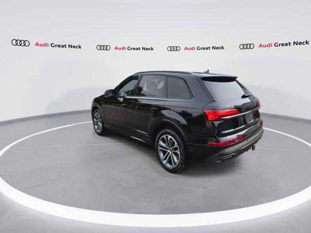 new 2025 Audi Q7 car, priced at $70,750