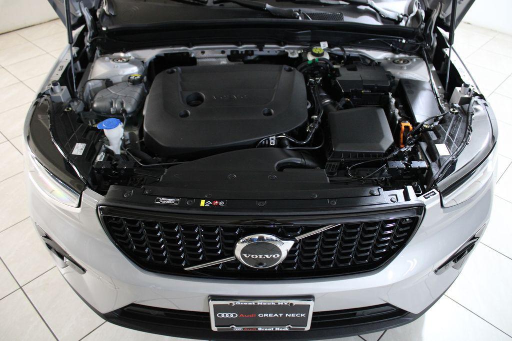 used 2024 Volvo XC40 car, priced at $32,094