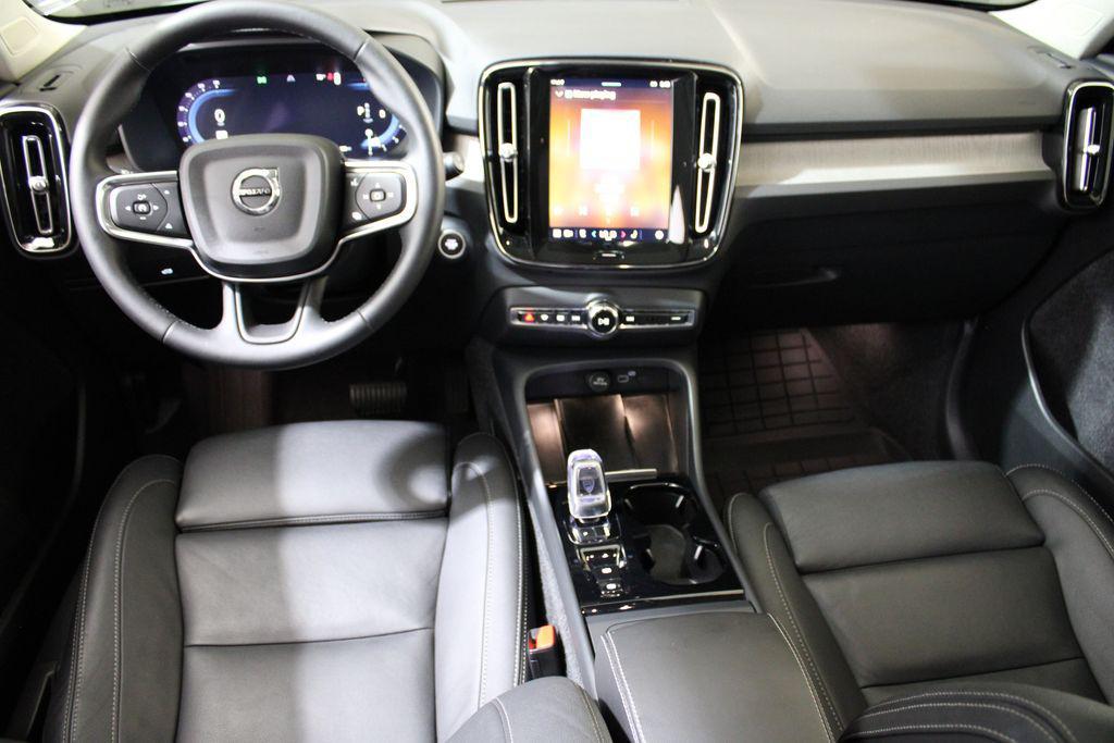 used 2024 Volvo XC40 car, priced at $32,094