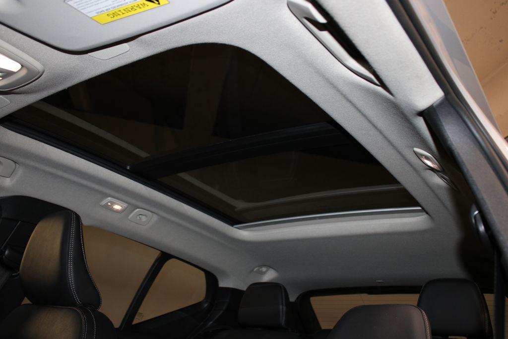 used 2024 Volvo XC40 car, priced at $32,094