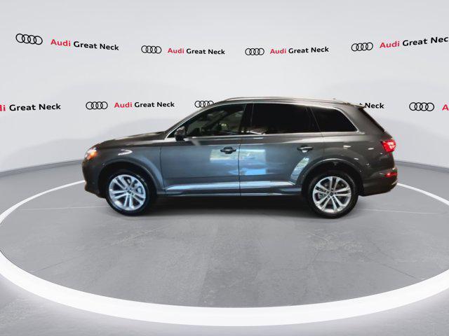 new 2025 Audi Q7 car, priced at $65,561