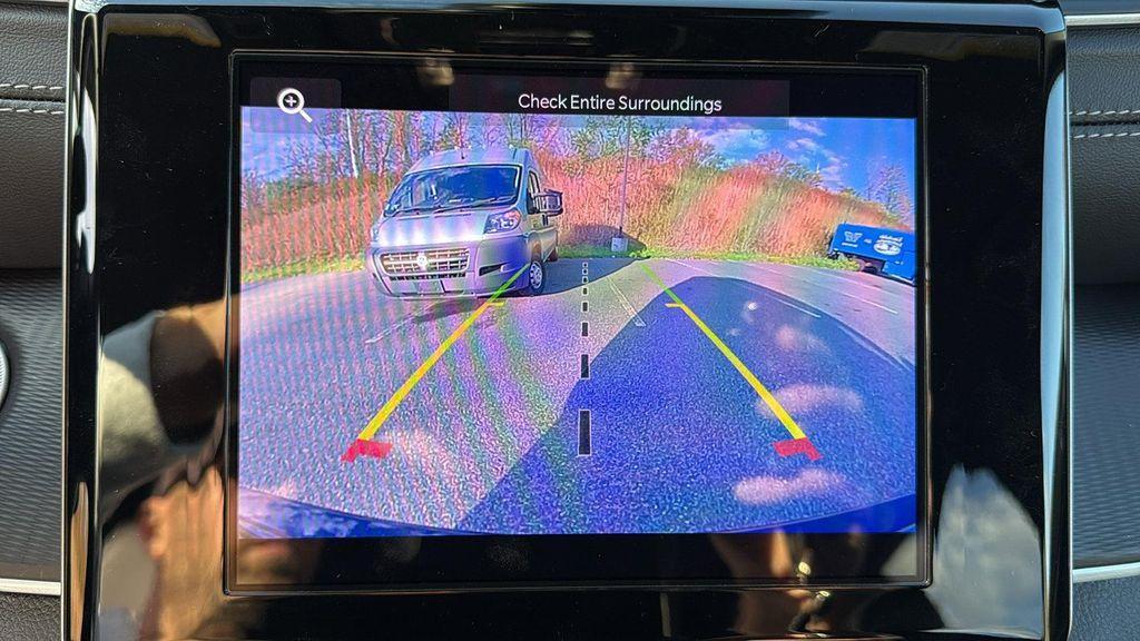 new 2025 Jeep Grand Cherokee car, priced at $44,298