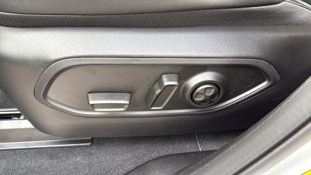 new 2025 Jeep Grand Cherokee car, priced at $57,498