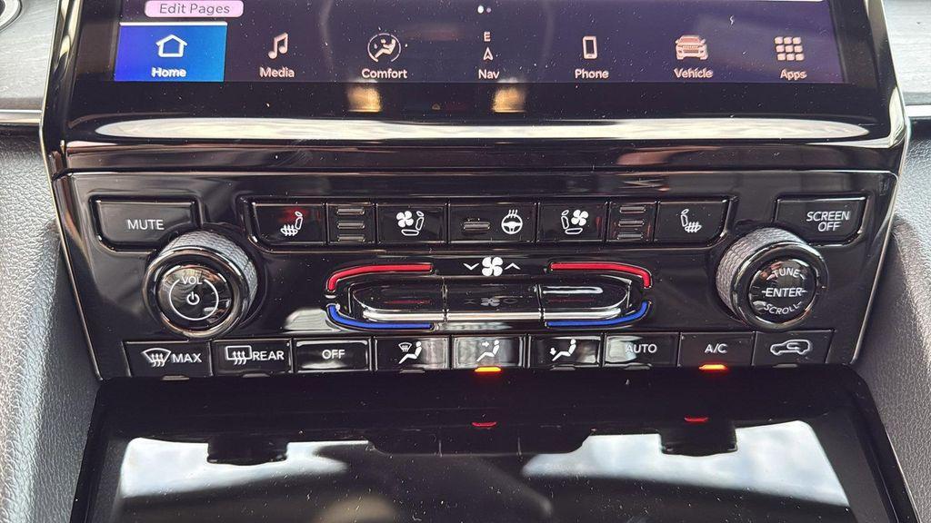 new 2025 Jeep Grand Cherokee car, priced at $57,498