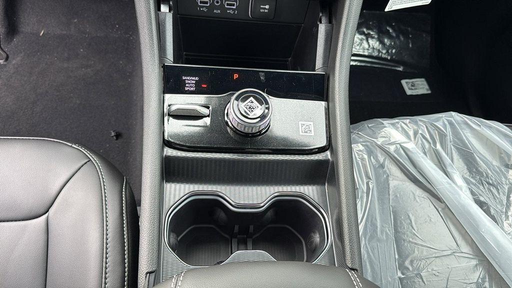 new 2025 Jeep Grand Cherokee car, priced at $47,598