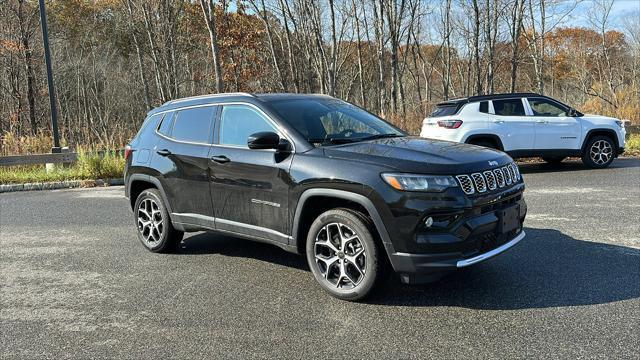 new 2025 Jeep Compass car, priced at $33,998