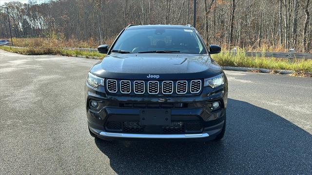 new 2025 Jeep Compass car, priced at $33,998