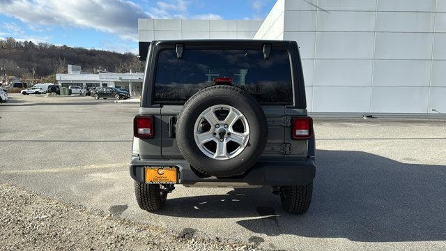 used 2022 Jeep Wrangler Unlimited car, priced at $33,990