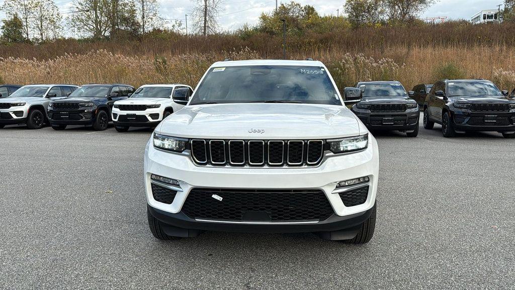 new 2025 Jeep Grand Cherokee car, priced at $46,998