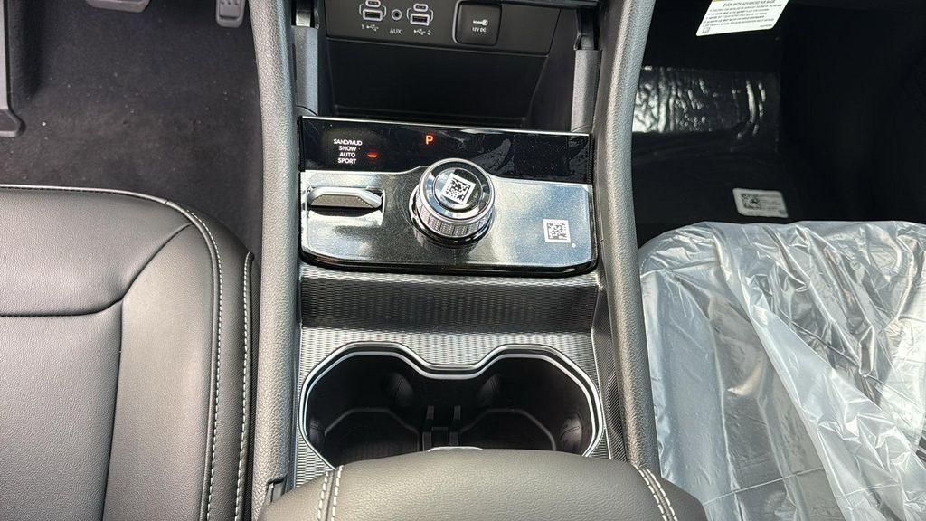 new 2025 Jeep Grand Cherokee car, priced at $46,998