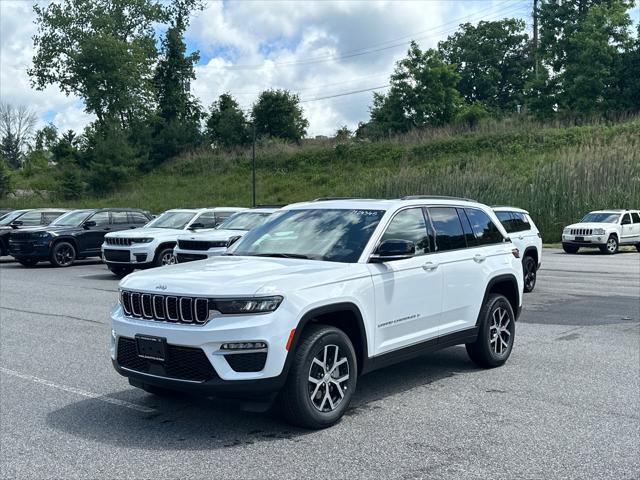 new 2024 Jeep Grand Cherokee car, priced at $52,215