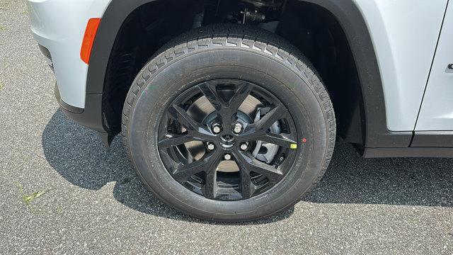 new 2025 Jeep Grand Cherokee L car, priced at $48,885