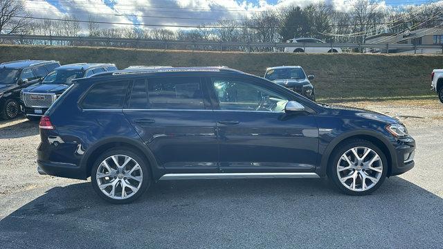 used 2019 Volkswagen Golf Alltrack car, priced at $17,591