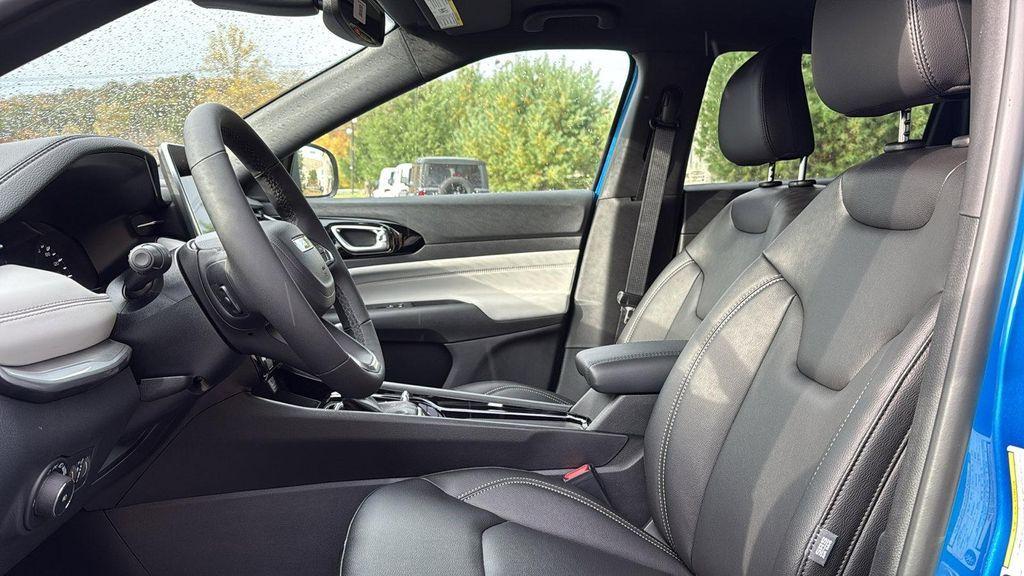 new 2026 Jeep Compass car, priced at $34,798