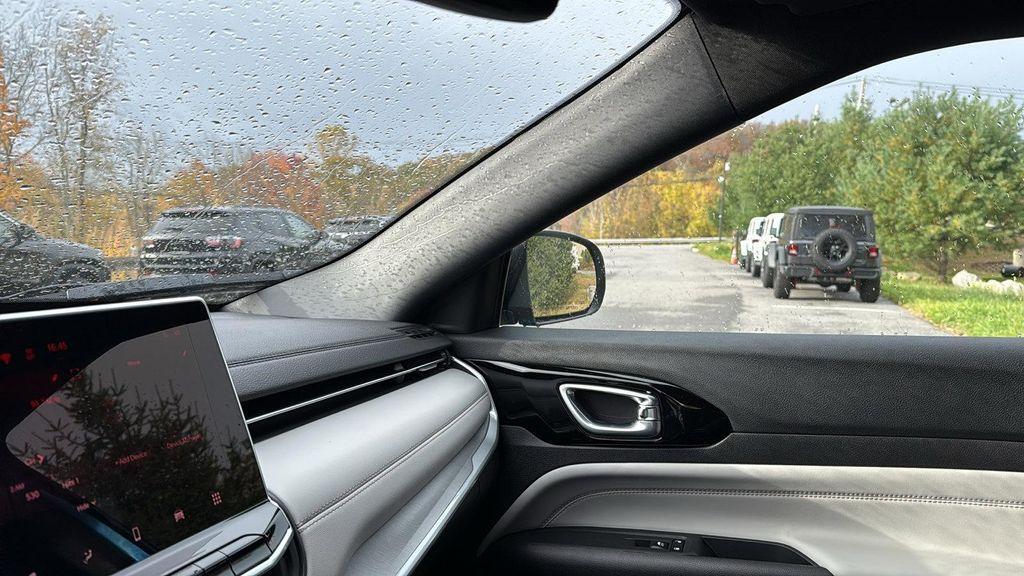 new 2026 Jeep Compass car, priced at $34,798