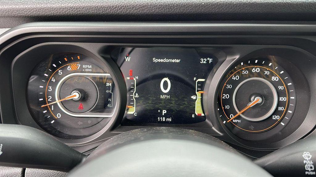 new 2025 Jeep Wrangler car, priced at $53,798