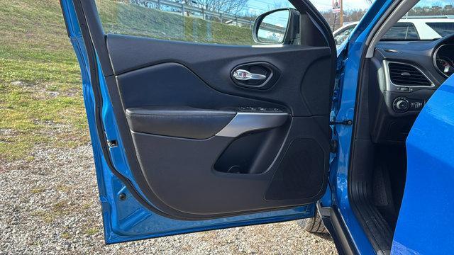 used 2022 Jeep Cherokee car, priced at $24,990