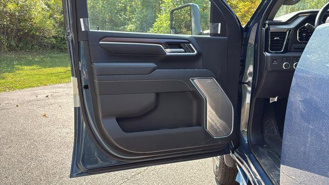 new 2026 GMC Sierra 3500 car, priced at $94,499