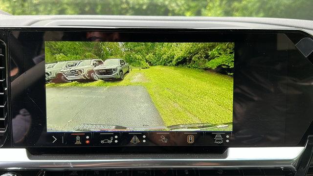 new 2024 GMC Sierra 2500 car, priced at $75,990