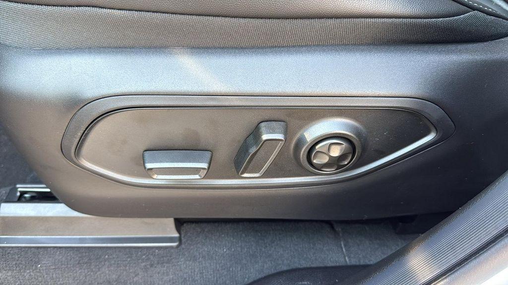 new 2025 Jeep Grand Cherokee car, priced at $43,798