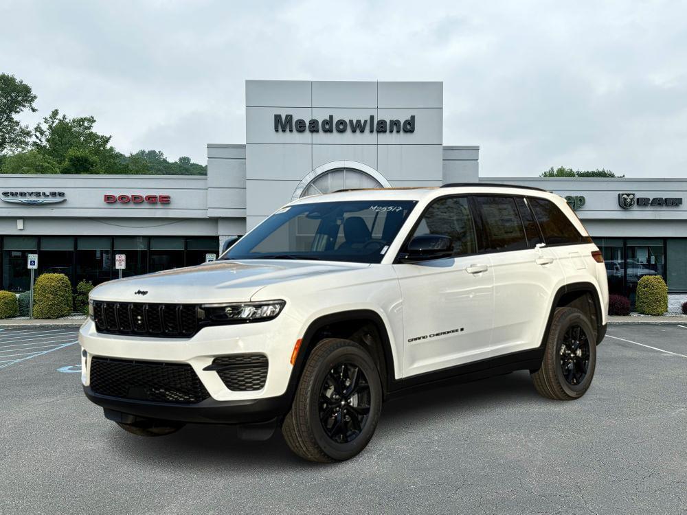 new 2025 Jeep Grand Cherokee car, priced at $43,798
