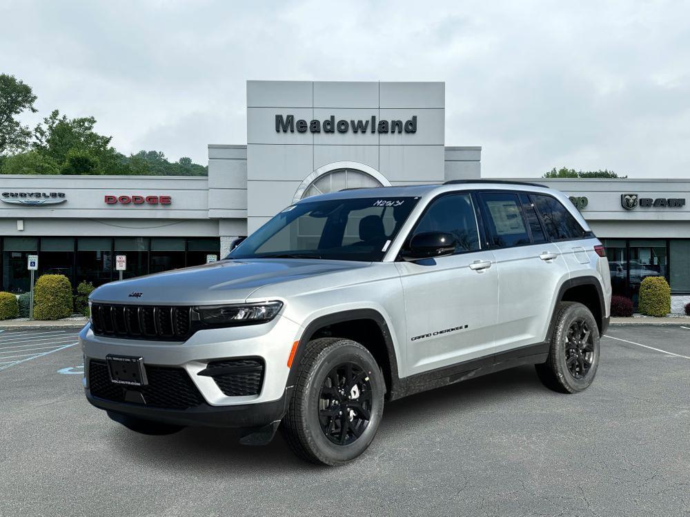 new 2025 Jeep Grand Cherokee car, priced at $46,530