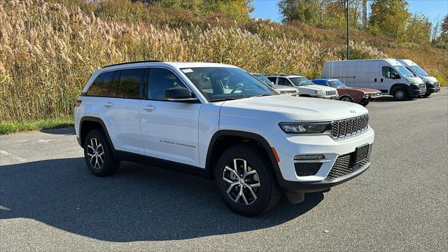 new 2025 Jeep Grand Cherokee car