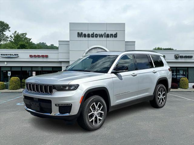 new 2024 Jeep Grand Cherokee L car, priced at $49,998