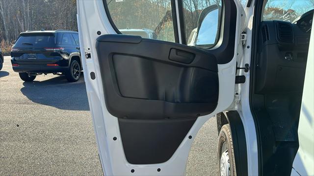 new 2025 Ram ProMaster 2500 car, priced at $53,550