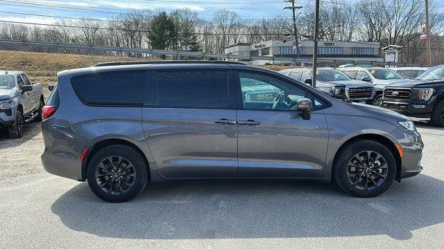 used 2021 Chrysler Pacifica car, priced at $25,799