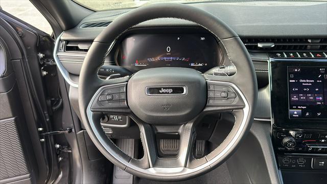 new 2025 Jeep Grand Cherokee car, priced at $45,998