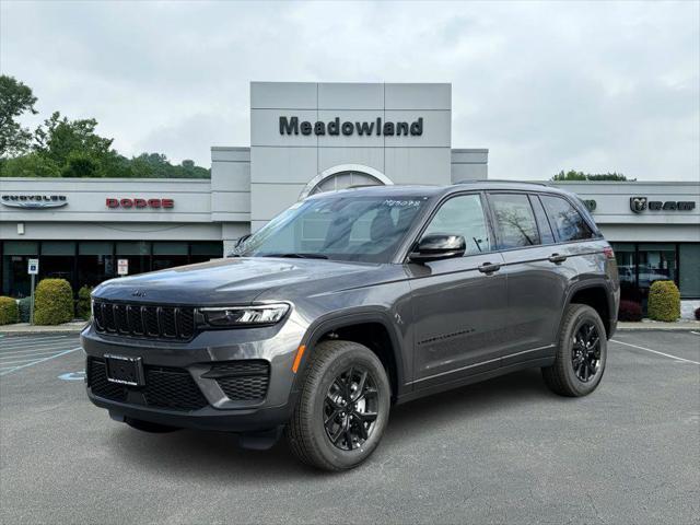 new 2025 Jeep Grand Cherokee car, priced at $46,530