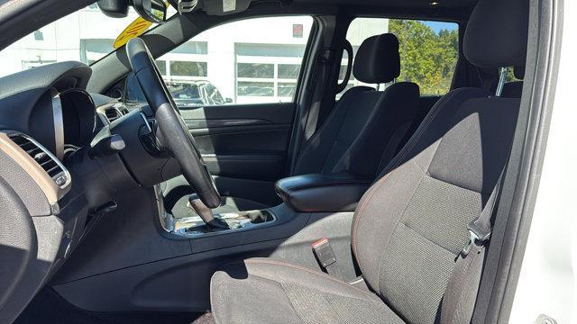 used 2017 Jeep Grand Cherokee car, priced at $11,991