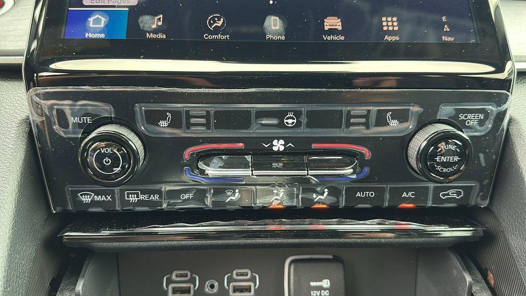 new 2025 Jeep Grand Cherokee car