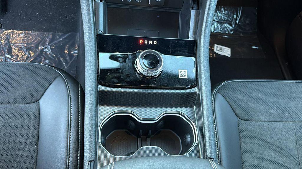 new 2025 Jeep Grand Cherokee car, priced at $44,298