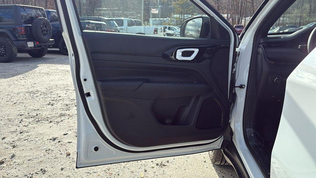 new 2026 Jeep Compass car, priced at $36,880