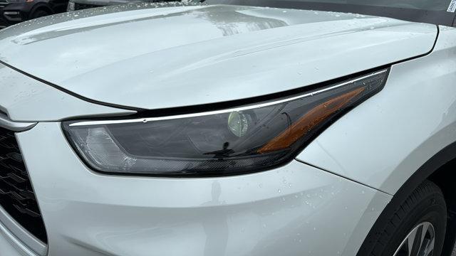 used 2023 Toyota Highlander car, priced at $33,496