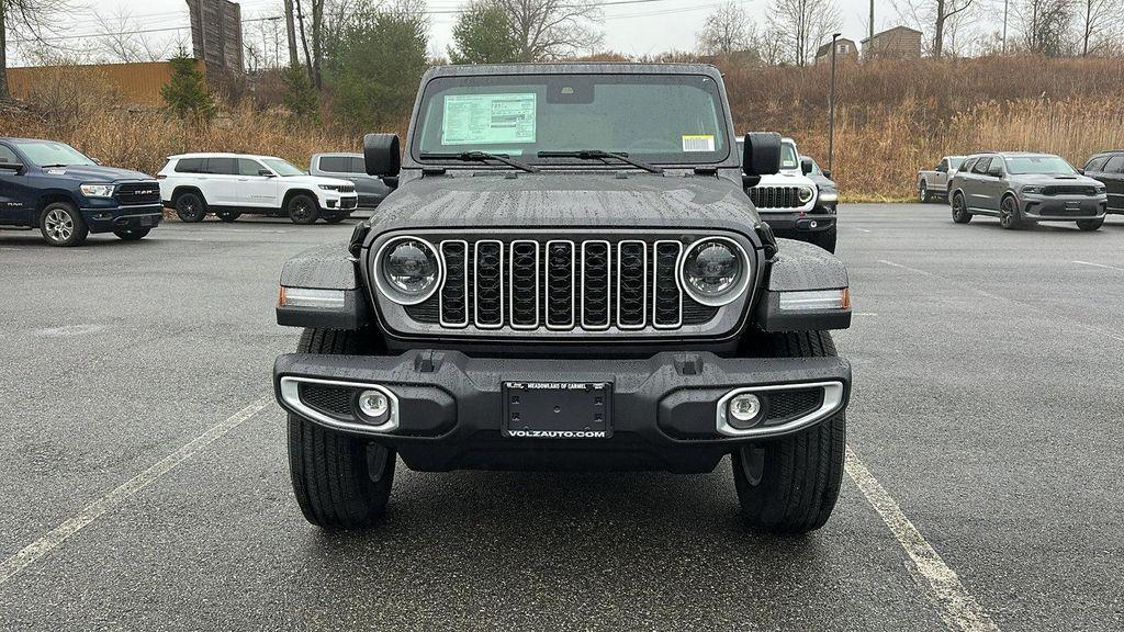 new 2025 Jeep Wrangler car, priced at $60,710