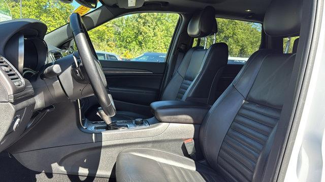 used 2021 Jeep Grand Cherokee car, priced at $30,597