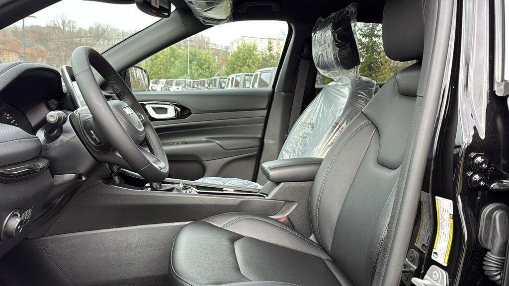 new 2026 Jeep Compass car, priced at $37,475