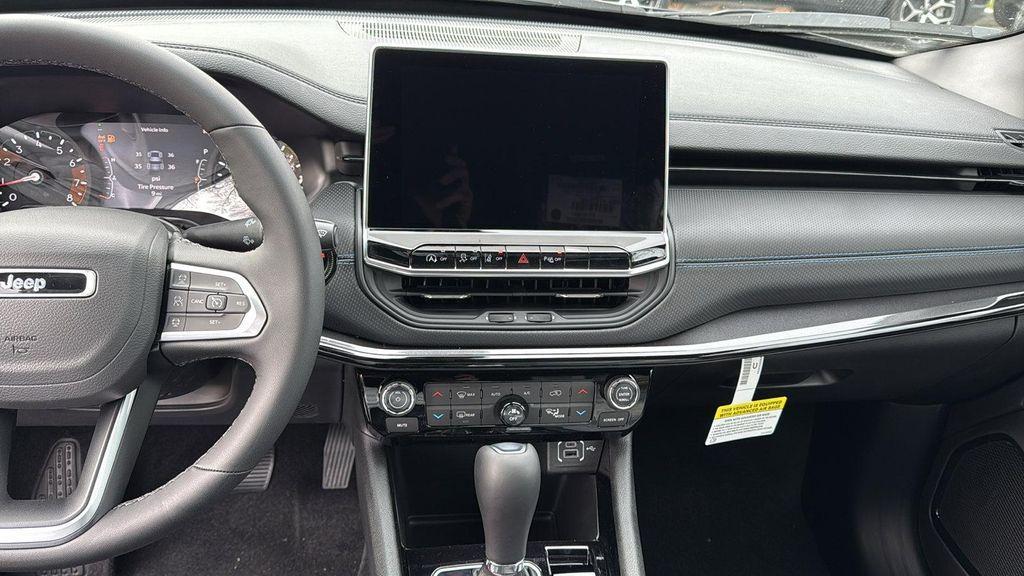 new 2026 Jeep Compass car, priced at $37,475