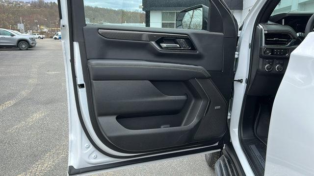new 2025 GMC Yukon car, priced at $77,140