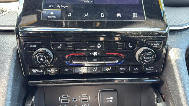 used 2024 Jeep Grand Cherokee car, priced at $35,490