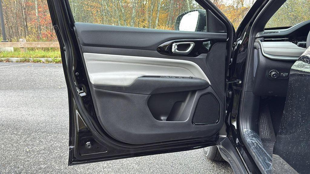 new 2026 Jeep Compass car, priced at $34,798